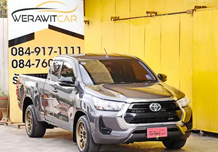 Toyota Hilux Revo 2.4 SMART CAB Z Edition Entry ปี 2021 เครื่อง ดีเซล เกียร์ ธรรมดา รถสวย สภาพใหม่