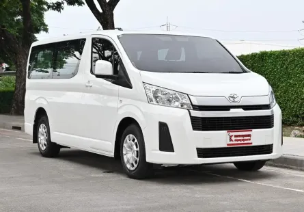 Toyota Hiace 2.8 ECO  2019 รถตู้เตี้ยบรรทุกเจาะกระจกใส่เบาะ 1 แถวมาแล้ว ใช้เป็นรถเซอร์วิสได้