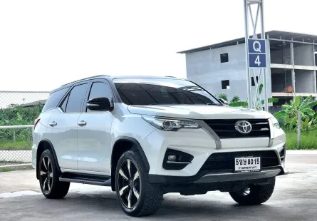 2017 Toyota Fortuner 2.8 TRD Sportivo SUV 