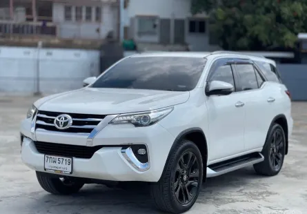 ขาย รถมือสอง 2017 Toyota Fortuner 2.4 V 4wd SUV เจ้าของขายเอง