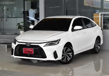 Toyota Yaris Ativ 1.2 Smart ปี 2023 ไมล์แค่ 5,***โล!! เข้าศูนย์ตลอด รถบ้านมือเดียว สวยสภาพป้ายแดง