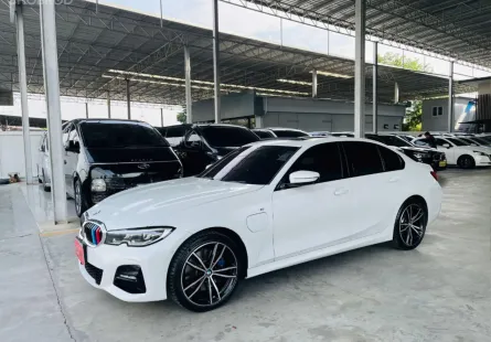 BMW 330e 2.0 MSPORT G20 LCi 2020 รถสวย มือแรกออกห้าง ไมล์น้อย 4 หมื่นโล TOP สุด รับประกันตัวถังสวย