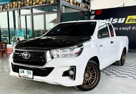 2020 Toyota Hilux Revo 2.4 รถกระบะ 