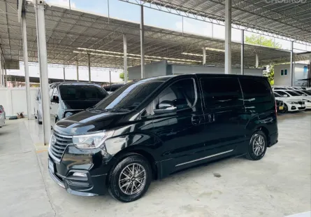 HYUNDAI H-1 2.5 ELITE NS ปี 2022 รถสวย มือแรกออกห้าง ไมล์น้อย 6 หมื่นโล พร้อมใช้ รับประกันตัวถังสวย