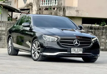 2021 BENZ E-CLASS, E300e 2.0 AVANTGARDE โฉม W213 ปี16-ปัจจุบัน สีดำ (facelift)