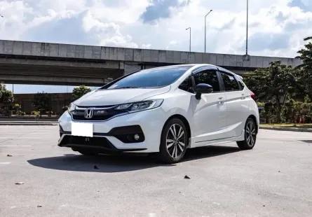 HONDA JAZZ 1.5 RS I-VTEC ปี 2018 (ผ่อน7***)