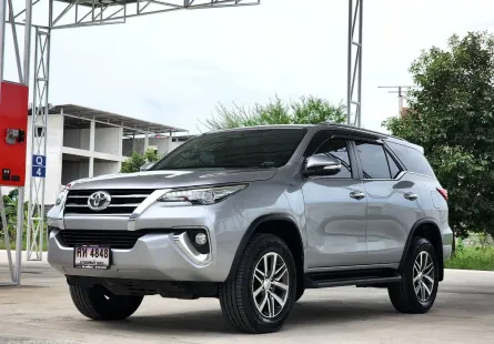 ไมล์ 60,000 กม. รถสวยมาก TOYOTA Fortuner 2.4V. ปี 2015 