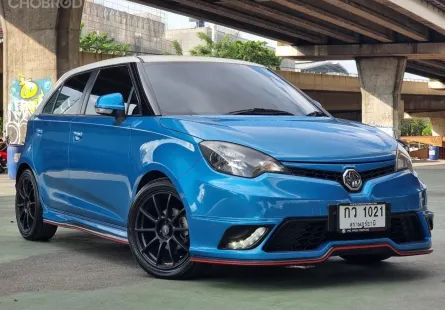 2016 Mg MG3 1.5 X รถเก๋ง 5 ประตู  สีฟ้าขาว ขับดี มีซันรูฟ 