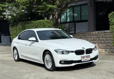 2018 BMW 320D F30 LCI รถมือเดียวออกป้ายแดง รถวิ่งน้อย เข้าศูนย์ทุกระยะ ไม่เคยมีอุบัติเหตุครับ