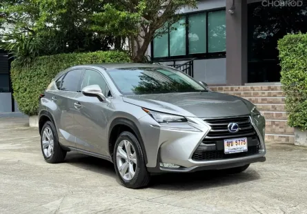 2015 LEXUS NX300h รถมือเดียวออกป้ายแดง รถวิ่งน้อย เข้าศูนย์ทุกระยะ ไม่เคยมีอุบัติเหตุครับ