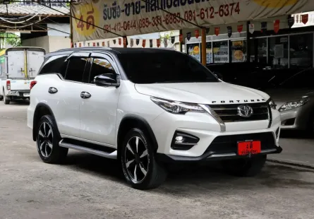 ขายรถ Toyota Fortuner 2.8 TRD Sportivo 4WD Black ปี2020 SUV 