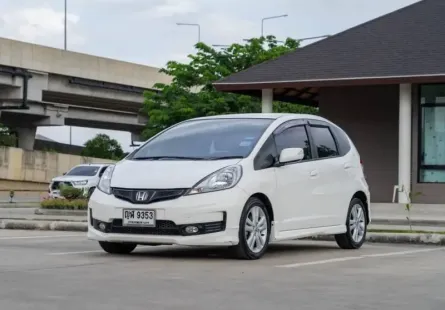 ขายรถ Honda Jazz 1.5 SV รุ่น Top ปี 2011