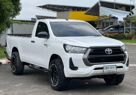 2019 Toyota Hilux Revo 2.8 4WD รถบ้านมือเดียว ไมล์ 38,305 KM.