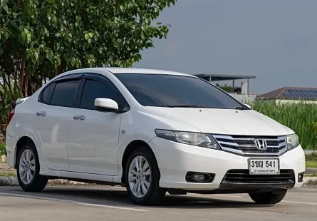 2013 Honda CITY 1.5 i-VTEC รถเก๋ง 4 ประตู 