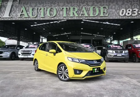 2014 Honda JAZZ 1.5 i-VTEC รถเก๋ง 5 ประตู ฟรีดาวน์ ดอกเบี้ย 1.99 % 