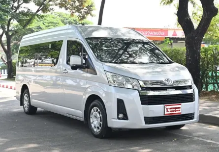 Toyota Commuter 2.8 2019 รถตู้หน้ายาว ใช้งานในคอบครัวเบาะ VIP 3 แถว เจ้าของดูแลดี
