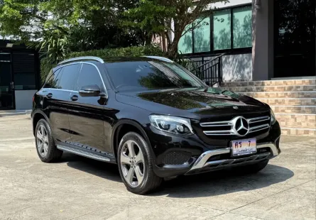 2019 BENZ GLC 250 รถมือเดียวออกป้ายแดง รถวิ่งน้อย เข้าศูนย์ทุกระยะ ไม่เคยมีอุบัติเหตุครับ