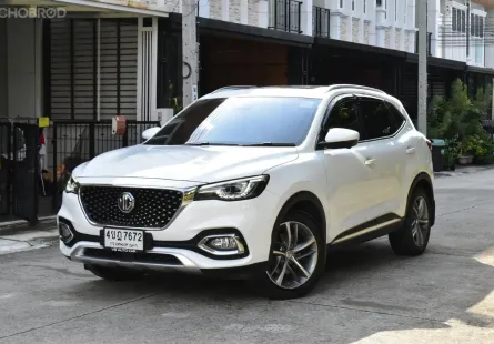 MG HS 1.5 Turbo X Sunroof  เครื่องยนต์เบนซิน  เกียร์ออโต้  ปี 2021 สีขาว