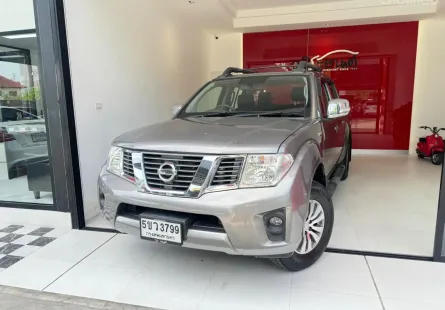 2012 Nissan Navara 2.5 Calibre LE รถกระบะ 