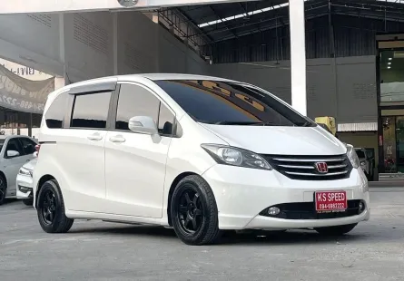 HONDA  FREED 1.5E  เกียร์ A/T ปี2012