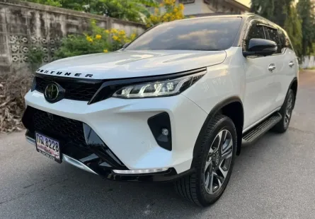 ขาย รถมือสอง 2023 Toyota Fortuner 2.4 Legender SUV 