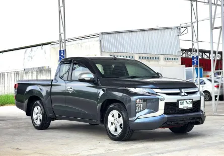 2020 Mitsubishi TRITON 2.5 รถกระบะ 