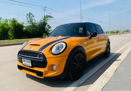 2015 Mini Cooper Hatch 2.0 Cooper SD  F56 รถเก๋ง 5 ประตู 