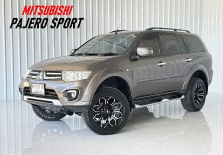 รถครอบครัว 7 ที่นั่ง Mitsubishi Pajero Sport 2.5 SUV 