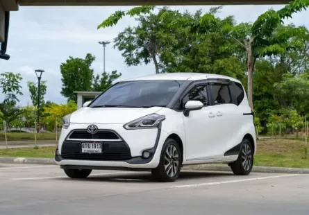 ขายรถ TOYOTA SIENTA 1.5 V ปี 2017