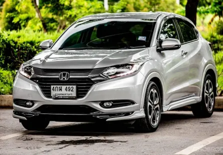 2016 Honda HR-V 1.8 E รถเก๋ง 5 ประตู 