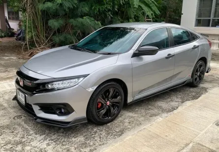 Honda civic 1.8 el ปี 2017