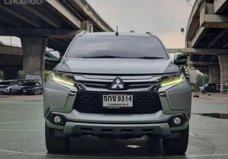 Mitsubishi Pajero Sport 2.4 SUV รถสวย มือเดียว ขับดีมาก