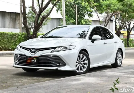 Toyota Camry 2.5 Hybrid Premium 2019 รถบ้านมือเดียวแบตไฮบริดยังอยู่ในประกัน 10 ปี ตัวท๊อปสุด