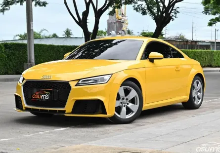 Audi TT 2.0 Quattro 4WD 2016 รถบ้านมือเดียวออกศูนย์ชุดแต่งรอบคัน ไมล์เพียง 4 หมื่นกว่าโล