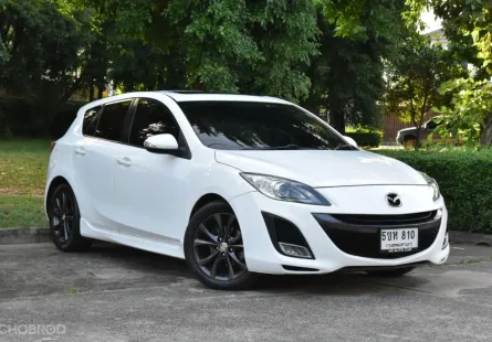  Mazda3 2.0BL ตัวTop hatchback Sunroof เครื่องเบนซิน เกียร์ออโต้  สีขาว ปี 2013 