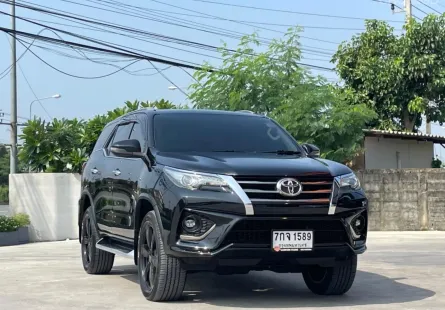 2017 Toyota Fortuner 2.8 TRD Sportivo SUV รถบ้านมือเดียว