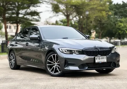 2019 BMW 320d 2.0 Sport รถเก๋ง 4 ประตู รถบ้านมือเดียว ไมล์น้อย เจ้าของขายเอง 