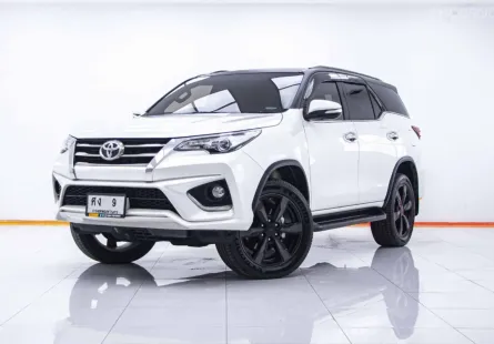 1C618 TOYOTA FORTUNER 2.8 TRD 4WD AT 2017