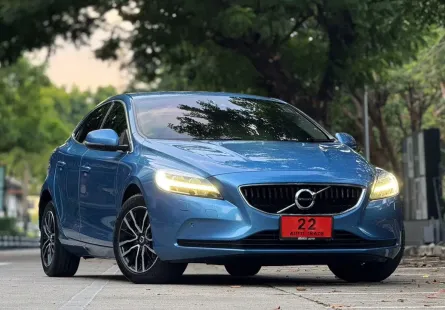 Volvo V40 2.0 T4 Dynamic Edition มือเดียว ไมล์6หมื่นโลแท้ ออฟชั่นเต็ม สภาพสวยกริ๊บๆ 