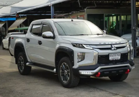 2020 Mitsubishi TRITON 2.4 GT Plus รถกระบะ 