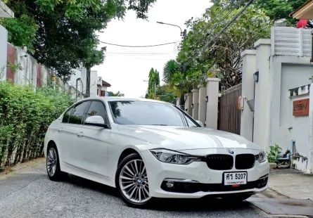 2016 BMW 330e 2.0 Luxury รถเก๋ง 4 ประตู ไมล์แท้ รถบ้านมือเดียว ออกศูนย์ 