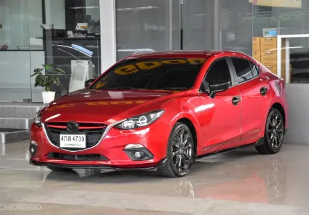 2015 Mazda 3 2.0 Sports Racing Series ( 4Door) รถเก๋ง 4 ประตู รถบ้านออกรถง่ายฟรีดาวน์