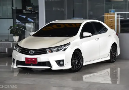 Toyota COROLLA 1.8 ESPORT ปี 2015 รถบ้านมือเดียว ไม่เคยติดแก๊สแน่นอน เข้าศูนย์ตลอด ออกรถ0บาท