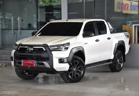 Toyota Hilux Revo 2.4 Prerunner Rocco ปี21 สวยสภาพป้ายแดง ใช้น้อยเข้าศูนย์ตลอด รถบ้านมือเดียว ฟรีดาว