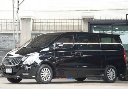 ขาย รถมือสอง 2017 Hyundai H-1 2.5 Deluxe รถตู้/MPV 