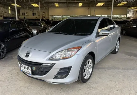 Mazda3 4 ประตู 1.6i ปี 2013 สีบรอนซ์