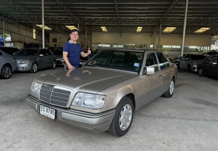 Mercedes-Benz E220 W124 2.2i ปี 1995 สีน้ำตาล