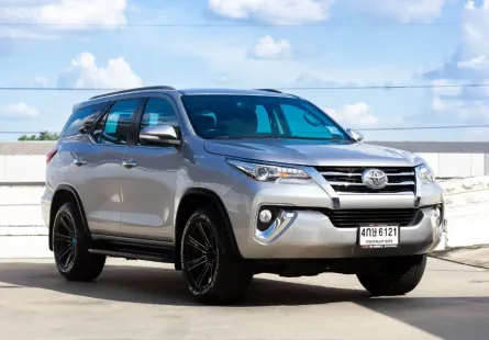 2016 Toyota Fortuner 2.4 V SUV 