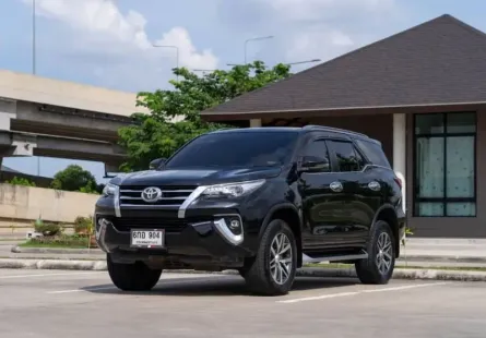 ขายรถ TOYOTA FORTUNER 2.4 V 2WD Navi ปีจด 2018