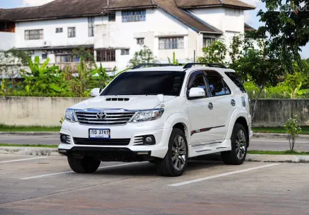 ขายรถ Toyota Fortuner 3.0 V 4WD ปี 2012 AT